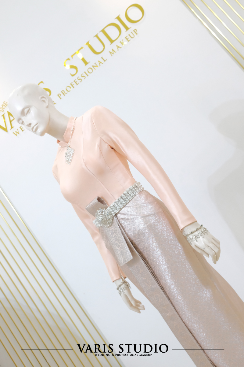 ชุดไทยบรมพิมาน สีโอรส ดิ้นเงิน 00389T